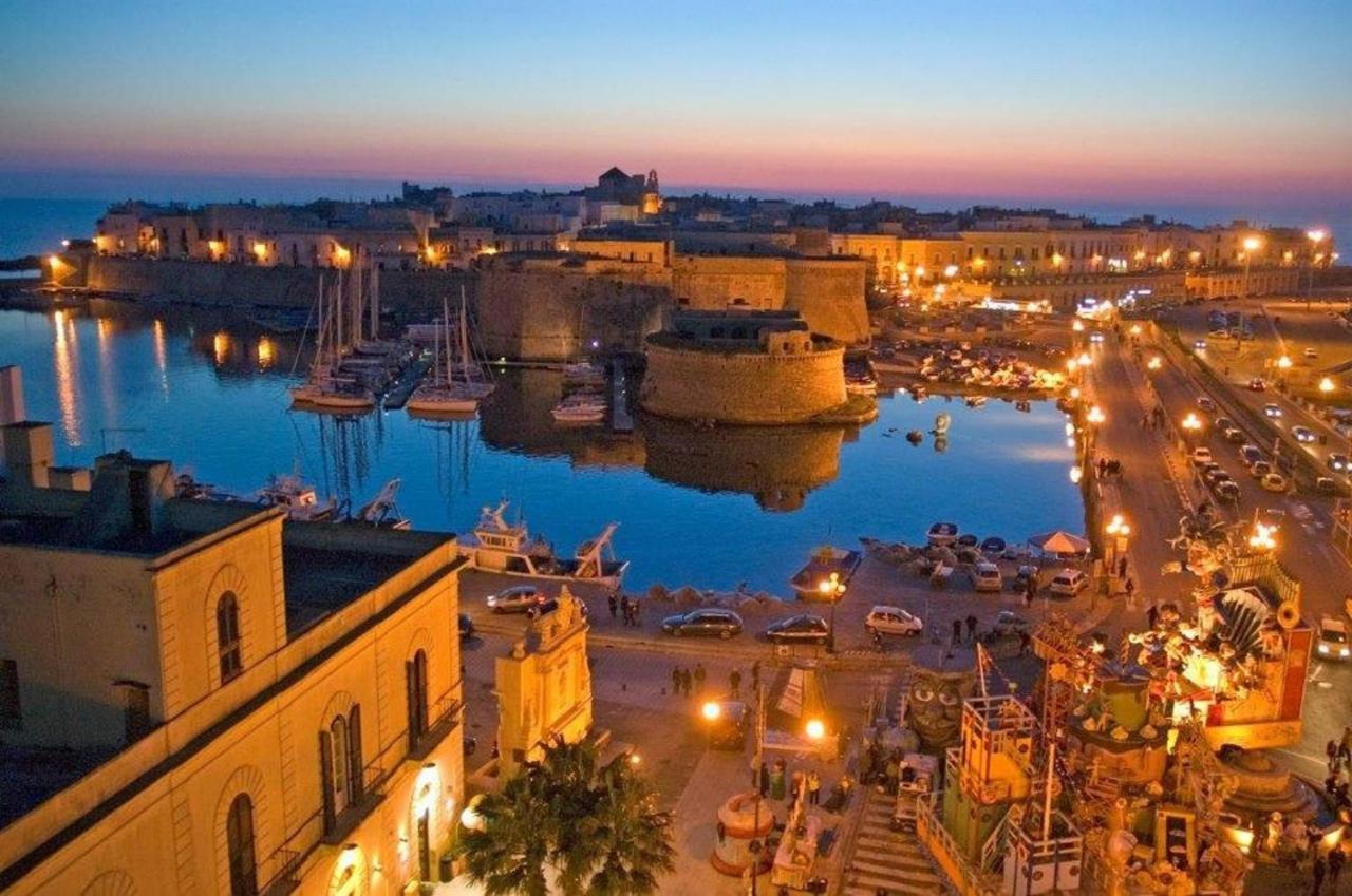 Minzoni Tony Gallipoli Eksteriør bilde